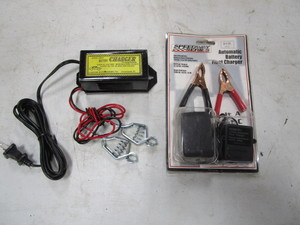 lot 133 image: (2) (New) Battery Tenders