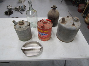 lot 137 image: Vintage Cans & Bottles