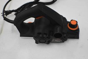 lot 18 image: Electric Planer