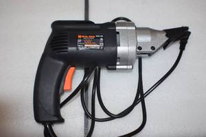 lot 48 image: Metal Shear