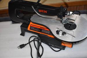 lot 73 image: Scroll Saw