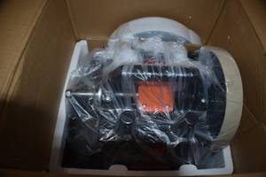 lot 75 image: WetDry Sharpener