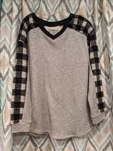 New Ruff Hewn Womans Top Gray & Black Size 1X P