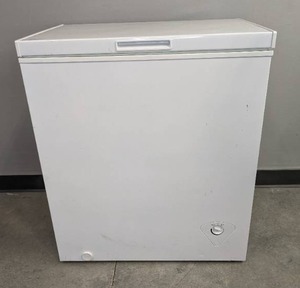 Criterion 5.0 Cu. Ft. Manual Defrost Residential Chest Freezer in White S