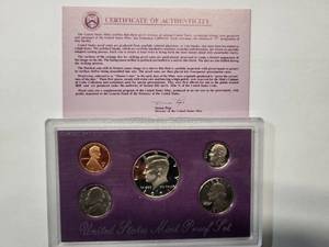 lot 42 image: 1991 US Mint Proof Set 5 coins -- Uncirculated