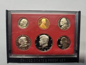 lot 56 image: 1981 United States Proof Set Uncirculated - 6 coins   Mint
