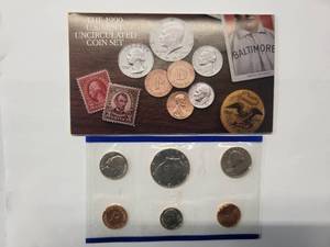 lot 74 image: US Mint Set 1990 Uncirculated - 12 Coins - P and D Mint
