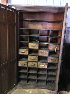 lot 72 image: Vintage cabinet with drawers