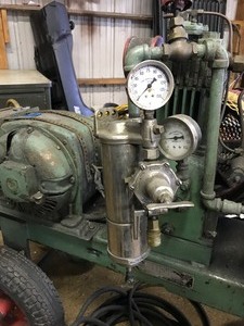 lot 75 image: Binks air compressor (single phase and 2 stage)