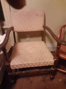lot 193 image: 3 vintage chairs