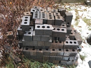 lot 8 image: 5 Piles of brick