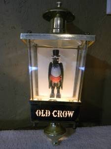 lot 23 image: Vintage Old Crow Kentucky Bourbon Whiskey Bar Light Sign - WORKS - NICE - FANTASTIC OLD SCHOOL PIECE - GREAT CHRISTMAS GIFT - APPROX 6 By 14 - SEE PICTURES