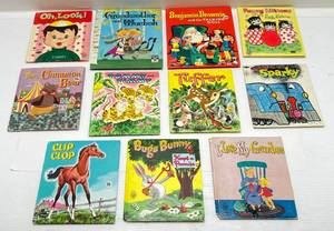Vintage 1960s Whitman Kids Miniature Books Including Bugs Bunny 5 12 x 6 12 (Very Nice COndition)