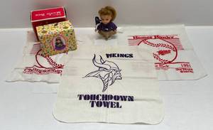 Vintage Keywind Vikings Cheerleader, Ballerina Music Box & More