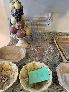 Mixed Lot of Kitchen Items