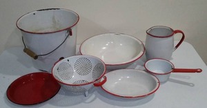 lot 537 image: Red And White Enamelware.