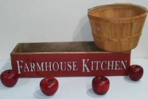 lot 544 image: Home Decor. Wood Apples (4) and More.