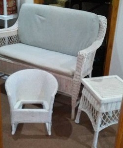 lot 549 image: Wicker Furniture Bench, End Table, Rocking Chair.