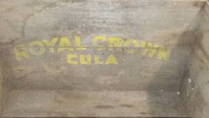 lot 571 image: Royal Crown Cola Crate.