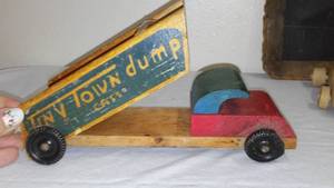 lot 572 image: Vintage Wood Toys (5). Tiny Town Dump Truck Cass