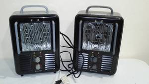 lot 579 image: Space Heaters (2).