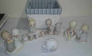 lot 619 image: Precious Moments (5)