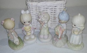 lot 620 image: Precious Moments (5)