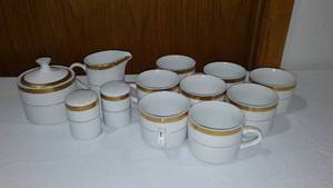lot 665 image: Sango China, Empress Gold 8453. This Lot Compliments Lot 554.