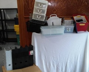 lot 723 image: Organizational Storage.
