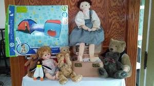 lot 726 image: New, Collectible, Vintage Dolls, Teddys And More.
