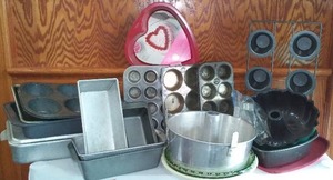 lot 730 image: Baking Fun.