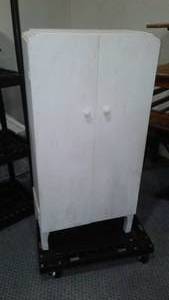 lot 771 image: Vintage Wood Cabinet