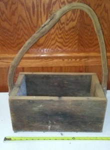lot 779 image: Antique Wood Box With Root Handle.