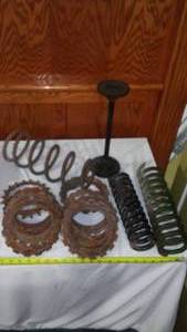 lot 787 image: Vintage Metal Gear Springs.