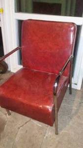 lot 796 image: Vintage Vinyl Chair  Midcentury.