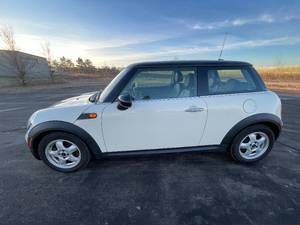 lot 19A image: 2010 Mini Cooper - 85,699 MILES