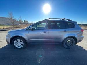lot 15B image: 2008 Subaru Tribeca LTD. 7-Pass. - AWD