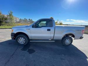 lot 10C image: 2013 Ford F-150 XL - 4X4 - 2 OWNERS