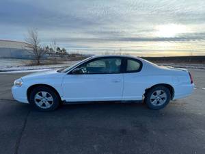 lot 15H image: 2007 Chevrolet Monte Carlo LS - 2 OWNERS