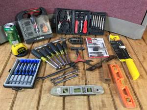 lot 81 image: Group Tools - Bits - Drivers - Taps - Levels