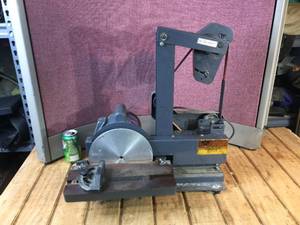 lot 87 image: Cleveland Machinery Belt-Disc Sander