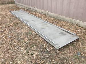 lot 9 image: 14 Ft. Aluminum Ramp