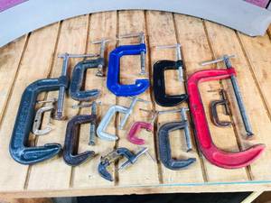 lot 28 image: Good Variety C-Clamps