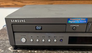 Samsung DVDVHS Dual Deck with Remote