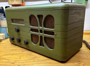 Cool Vintage Radio