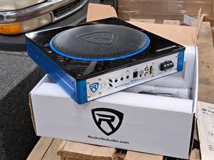 lot 814 image: Rockville 10 800 Watt Low Profile Active Subwoofer RW10CA
