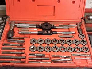lot 834 image: Tap & Die Set with Case