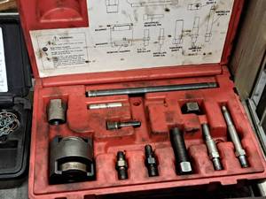 lot 837 image: Blue-Point Master Power Steering PumpAlternator Pulley RemoverInstaller Kit CJ132A
