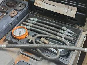 lot 844 image: Snap-on Motorcycle Compression Gauge Set EEPV303A
