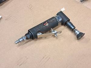 lot 866 image: Performance Tool Air Angle Head Die Grinder M656